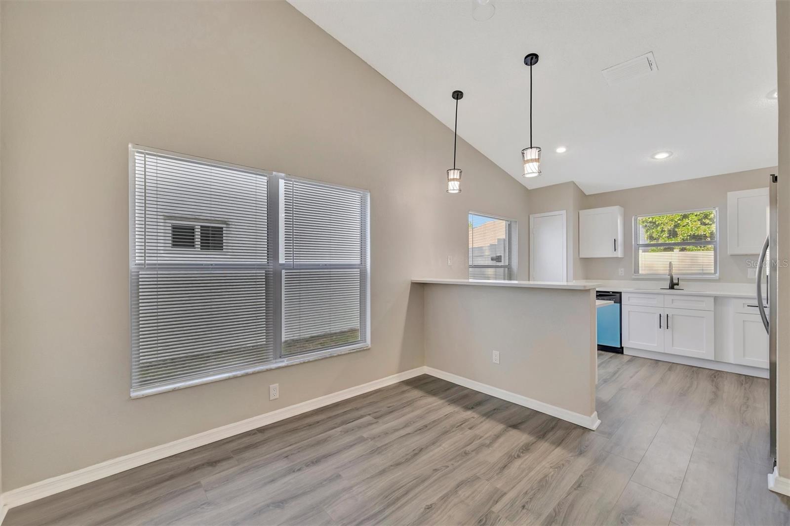 9022 SHELDON CHASE DR, TAMPA, FL, 33635