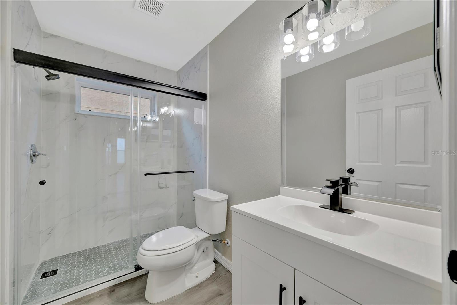 9022 SHELDON CHASE DR, TAMPA, FL, 33635