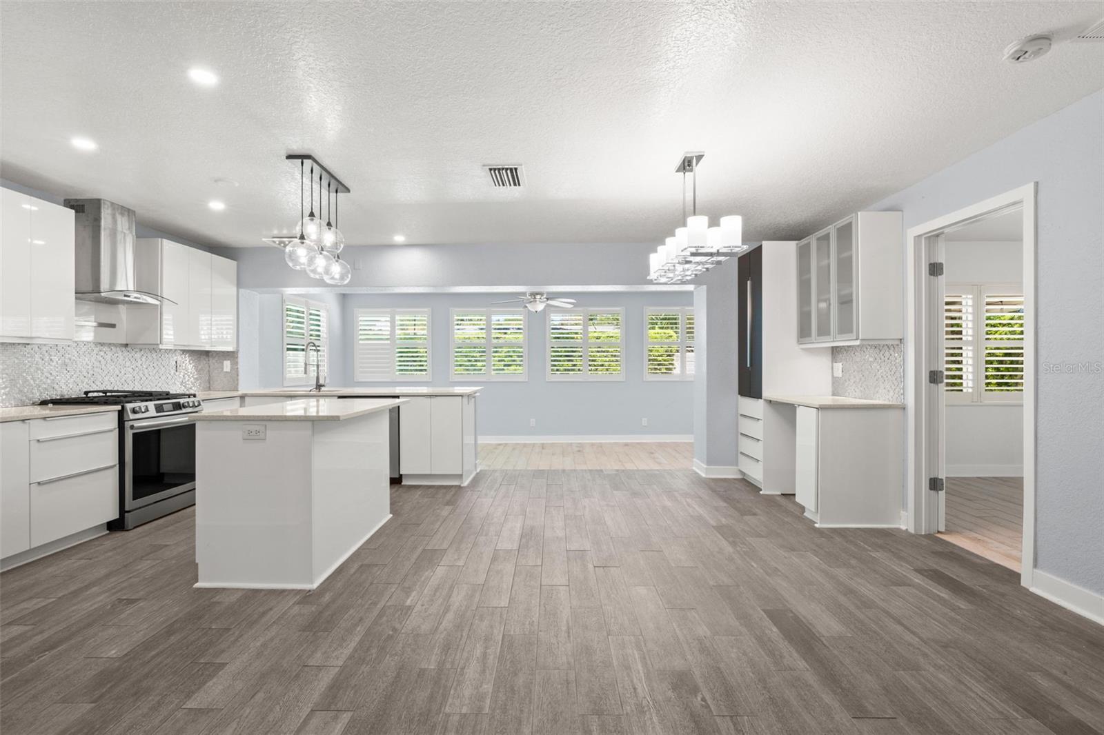 4276 14TH LN NE, ST PETERSBURG, FL, 33703