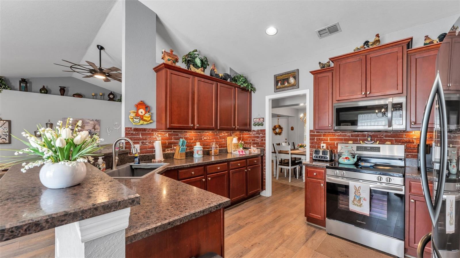 353 MANDOLIN LN, WINTER HAVEN, FL, 33884