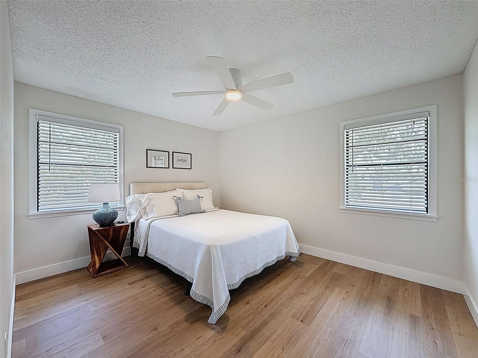 1899 SHORE ACRES BLVD NE, ST PETERSBURG, FL, 33703