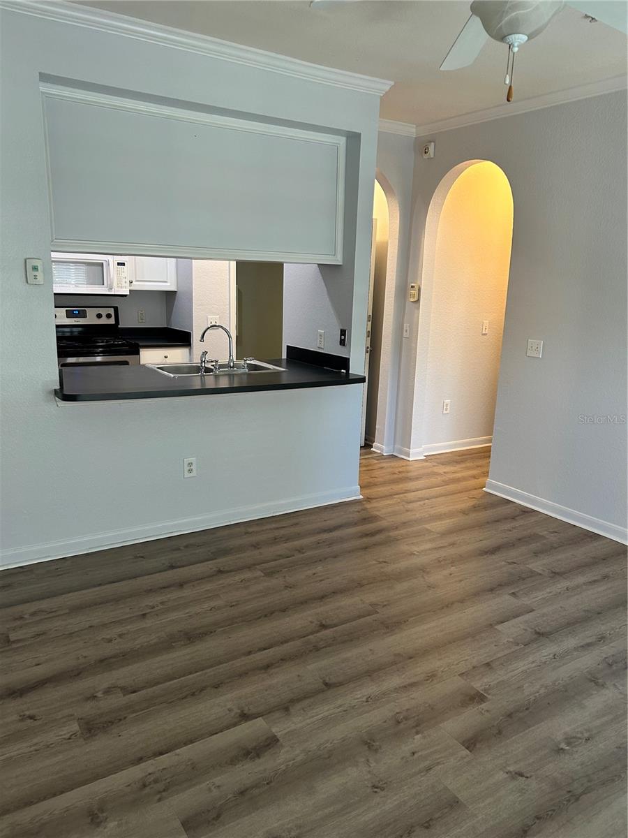 860 N ORANGE AVE #115, ORLANDO, FL, 32801