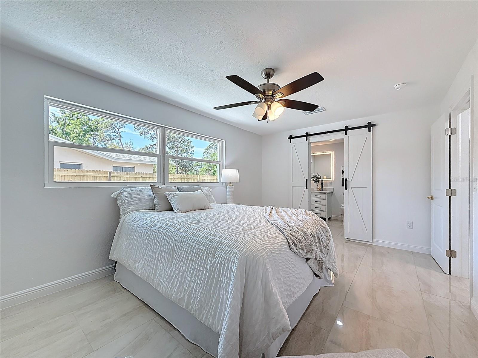 910 ALCAZAR WAY S, ST PETERSBURG, FL, 33705