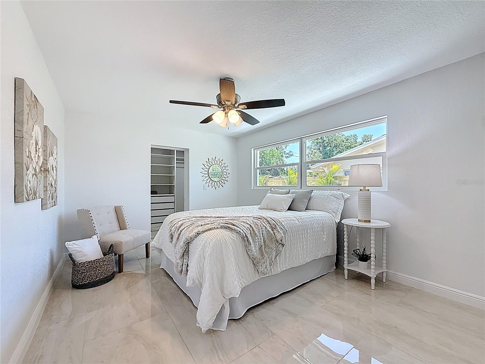 910 ALCAZAR WAY S, ST PETERSBURG, FL, 33705