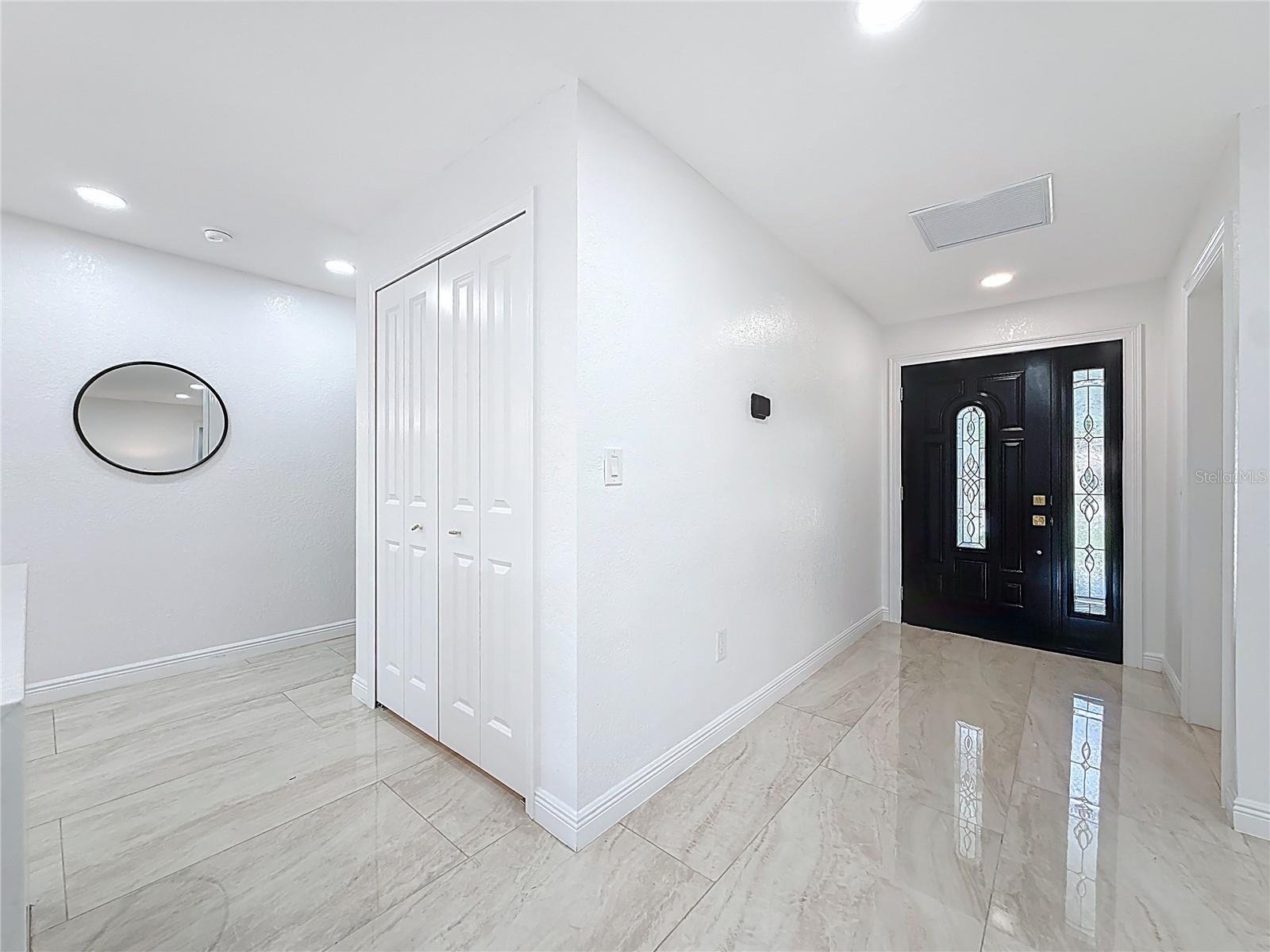 910 ALCAZAR WAY S, ST PETERSBURG, FL, 33705