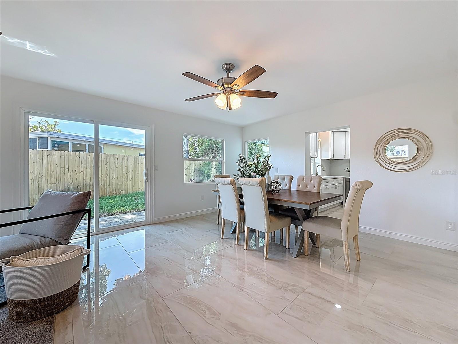 910 ALCAZAR WAY S, ST PETERSBURG, FL, 33705