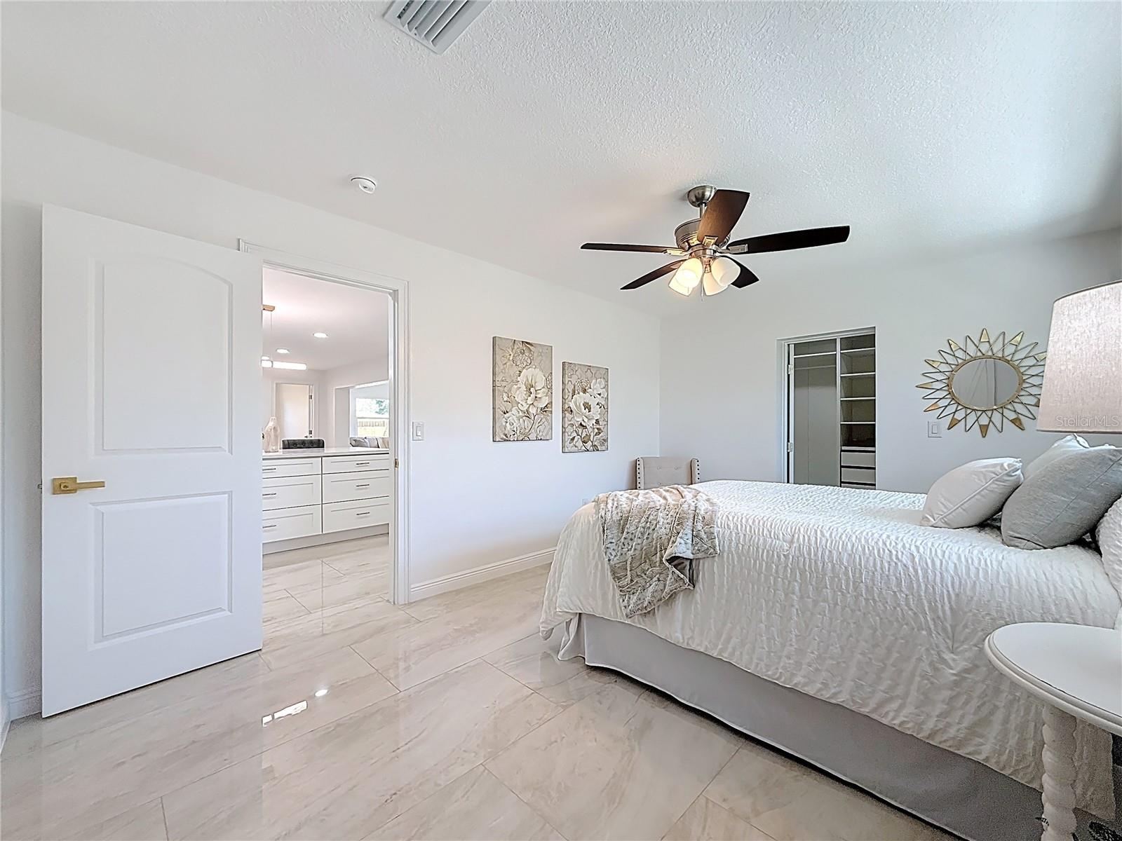 910 ALCAZAR WAY S, ST PETERSBURG, FL, 33705