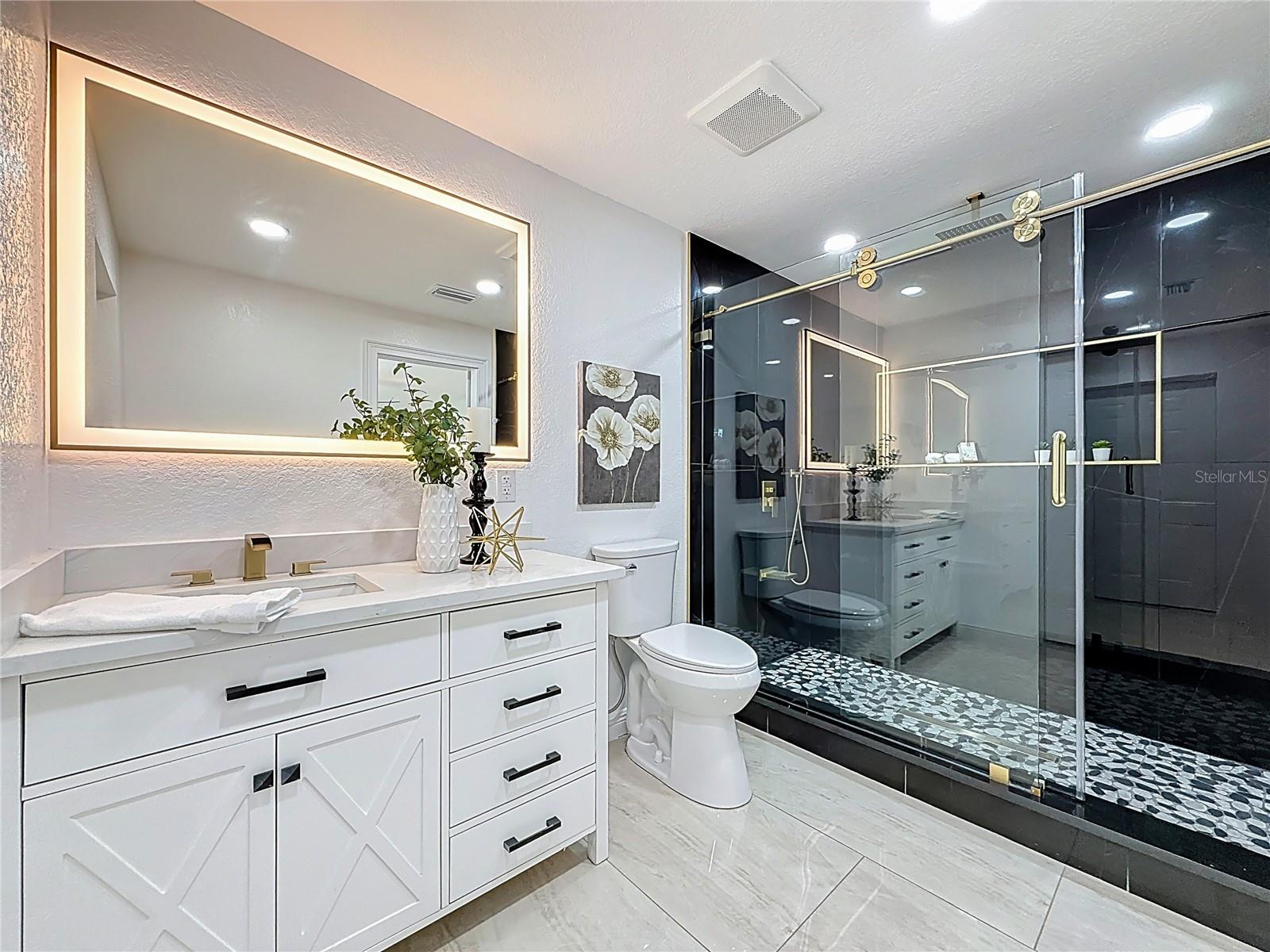 910 ALCAZAR WAY S, ST PETERSBURG, FL, 33705