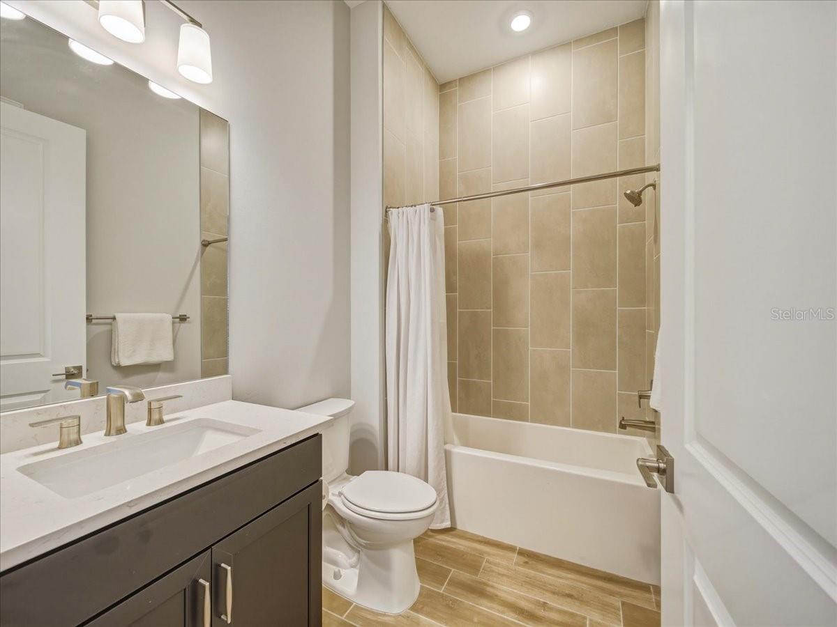 6013 SILVER GRASS CT, NOKOMIS, FL, 34275