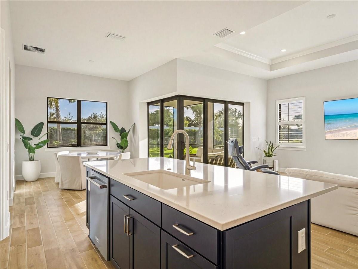 6013 SILVER GRASS CT, NOKOMIS, FL, 34275