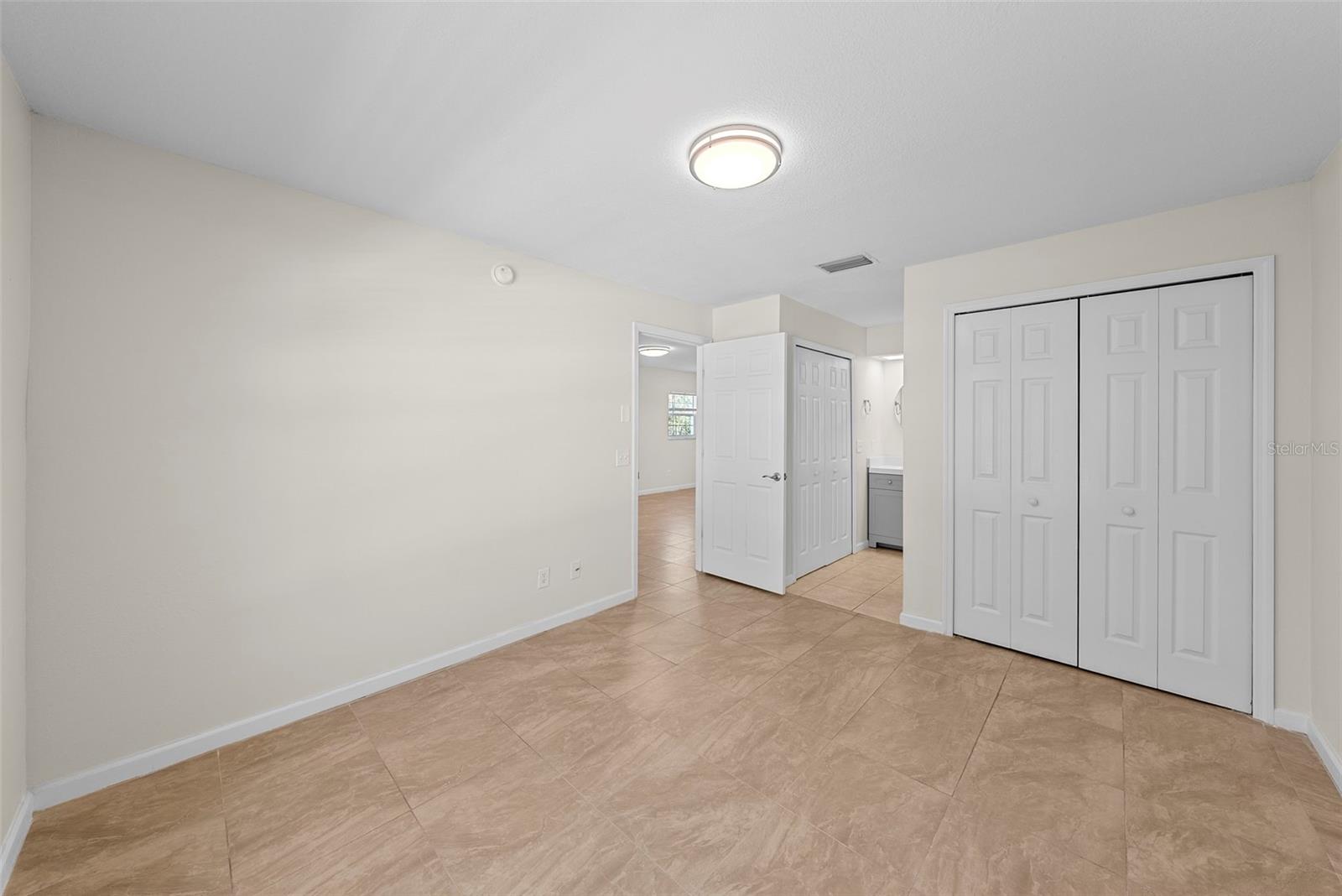 3880 34TH AVE S #201, ST PETERSBURG, FL, 33711