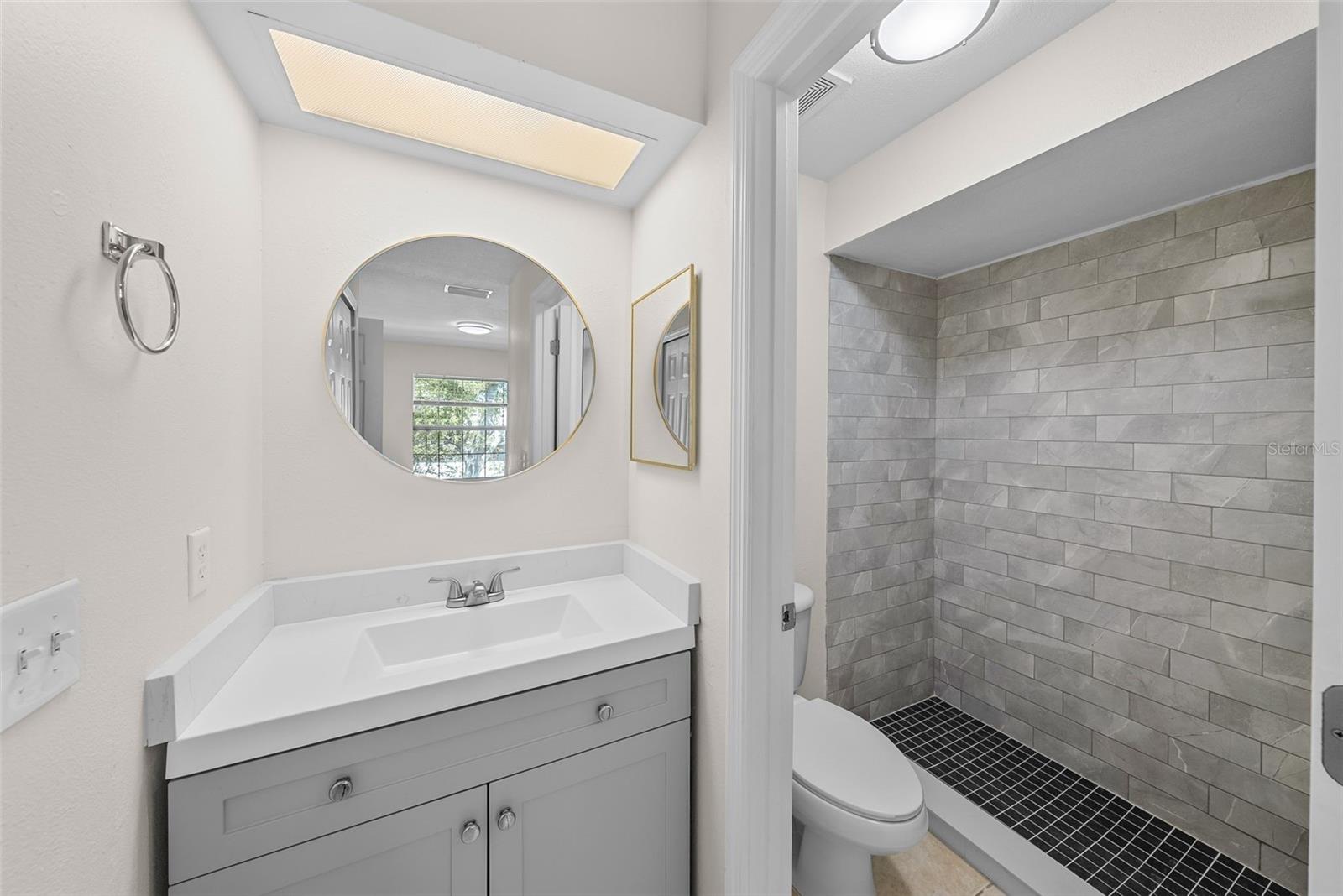 3880 34TH AVE S #201, ST PETERSBURG, FL, 33711