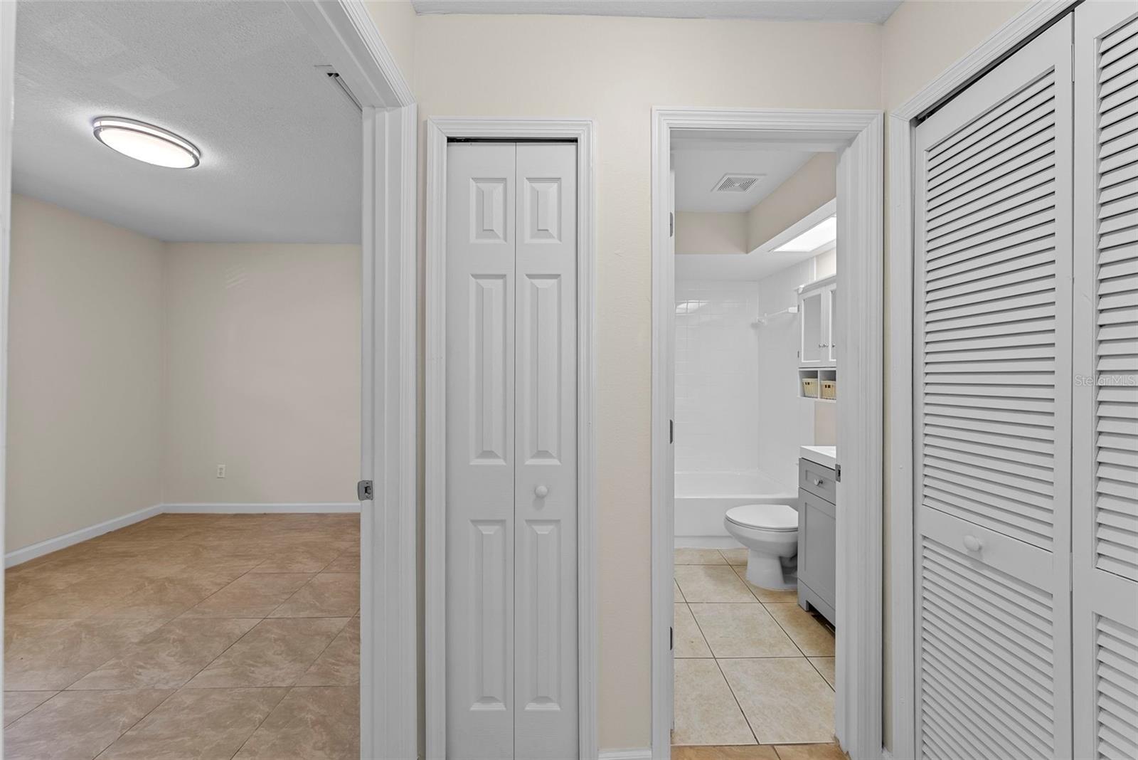 3880 34TH AVE S #201, ST PETERSBURG, FL, 33711