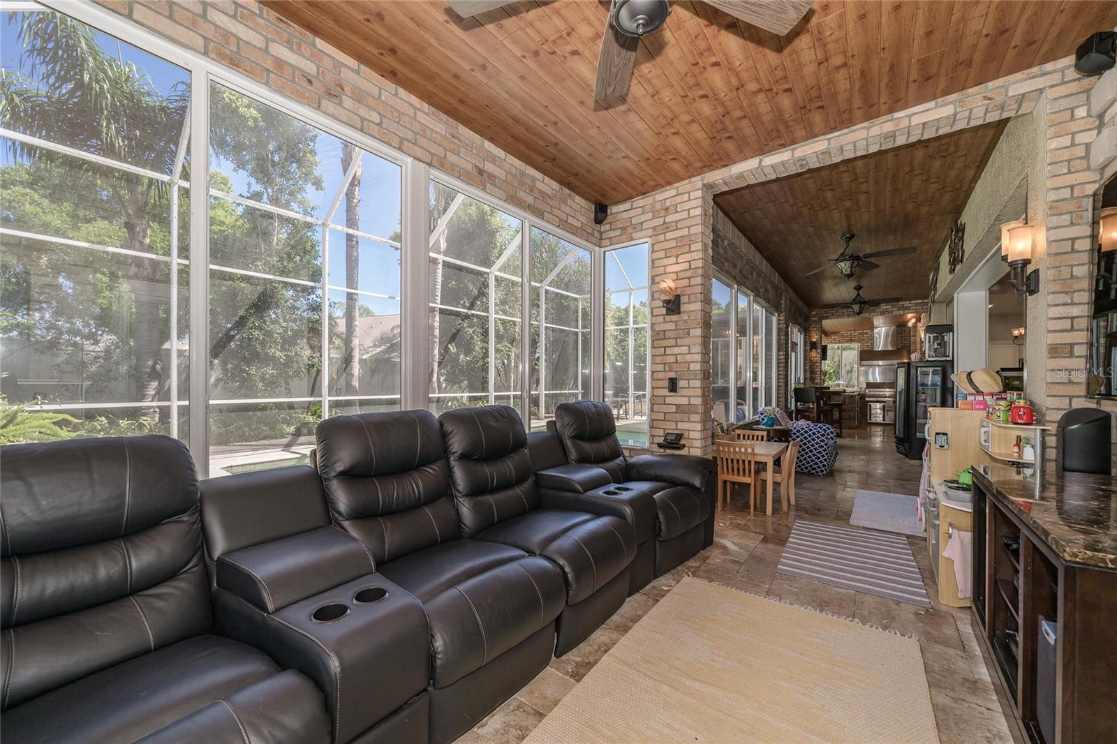 10408 RIVERBURN DR, TAMPA, FL, 33647