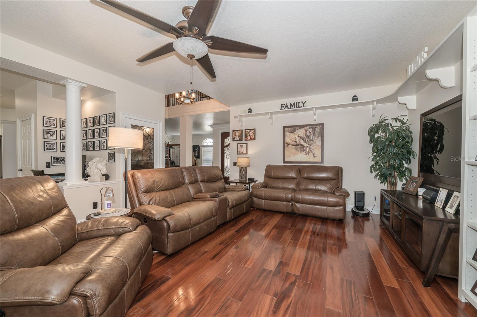 10408 RIVERBURN DR, TAMPA, FL, 33647