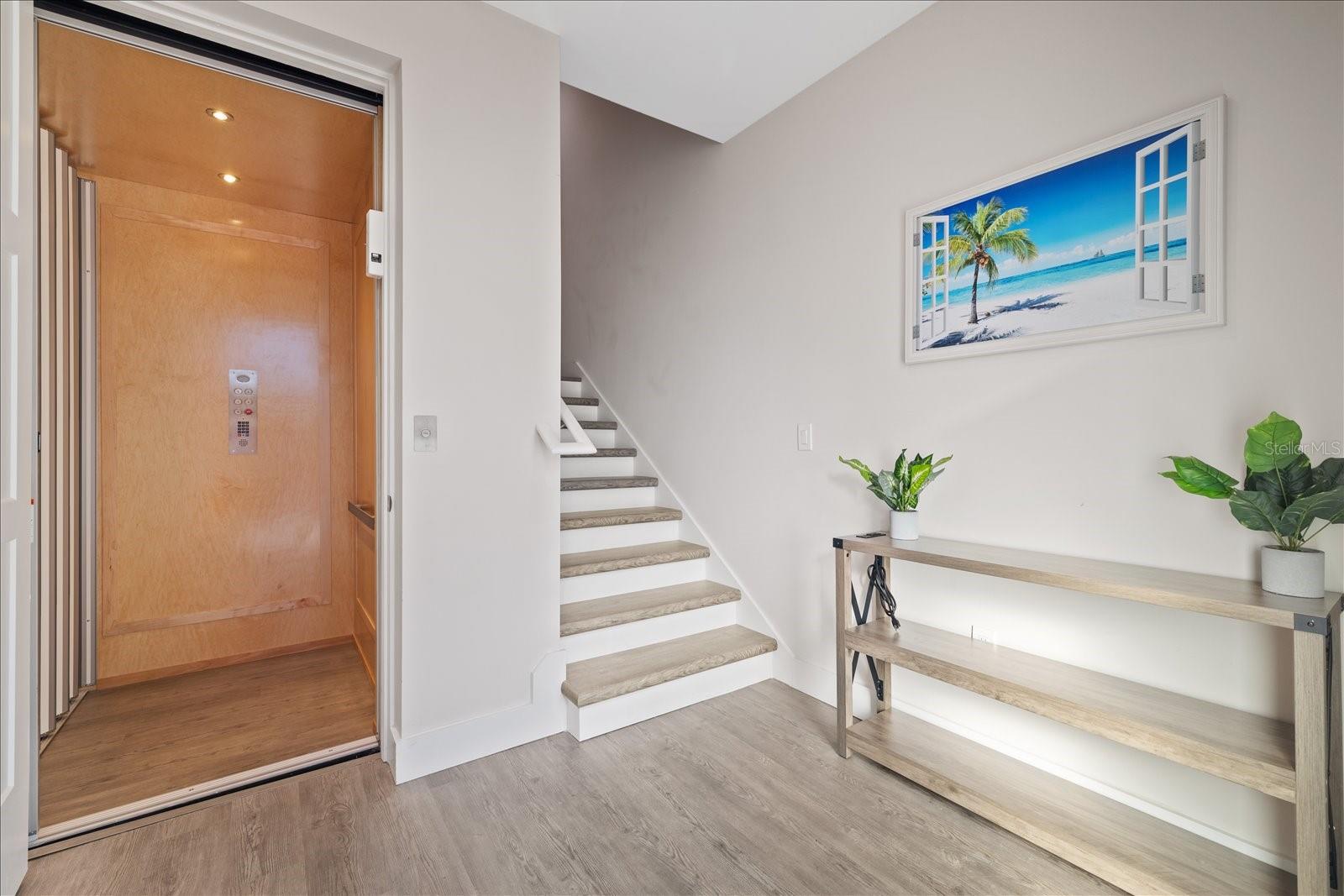 623 PETIT WAY, LARGO, FL, 33770