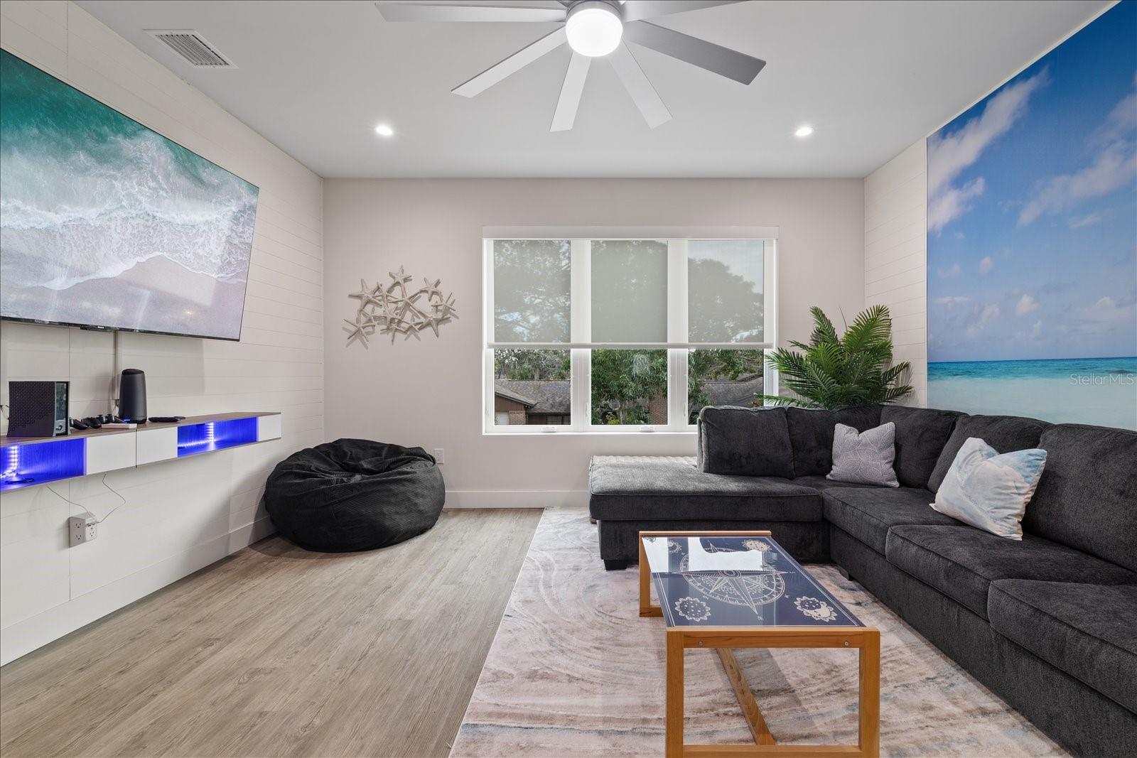 623 PETIT WAY, LARGO, FL, 33770