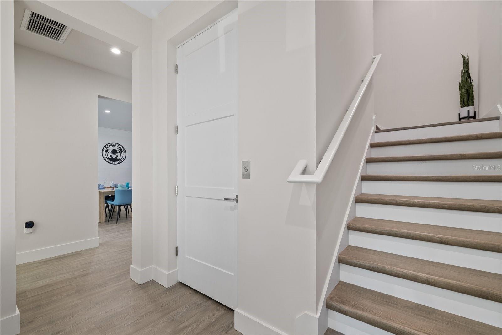 623 PETIT WAY, LARGO, FL, 33770