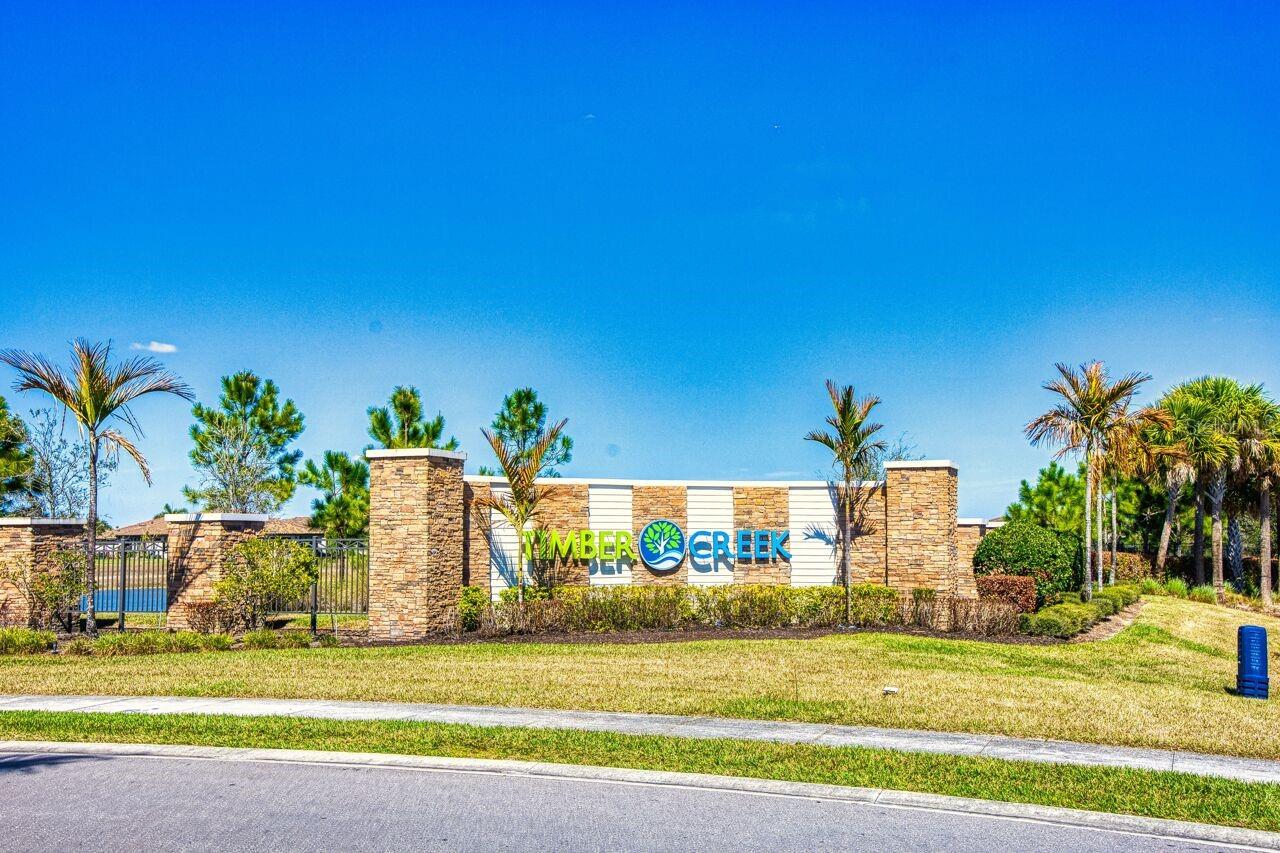 10903 TIMBER CREEK DR, FORT MYERS, FL, 33913