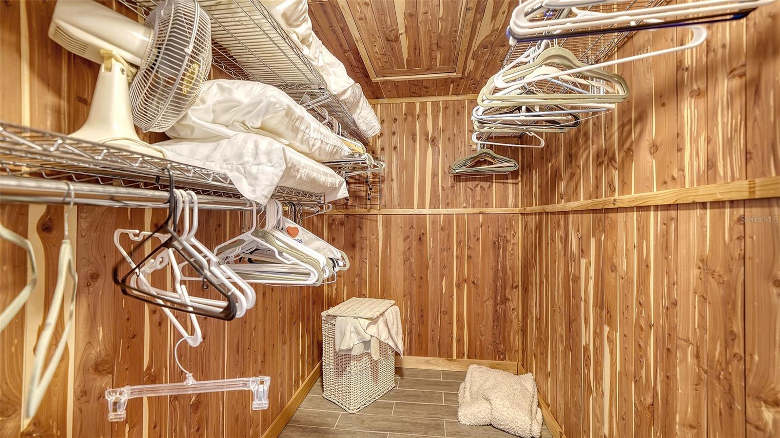 1601 PELICAN POINT DR #HA212, SARASOTA, FL, 34231