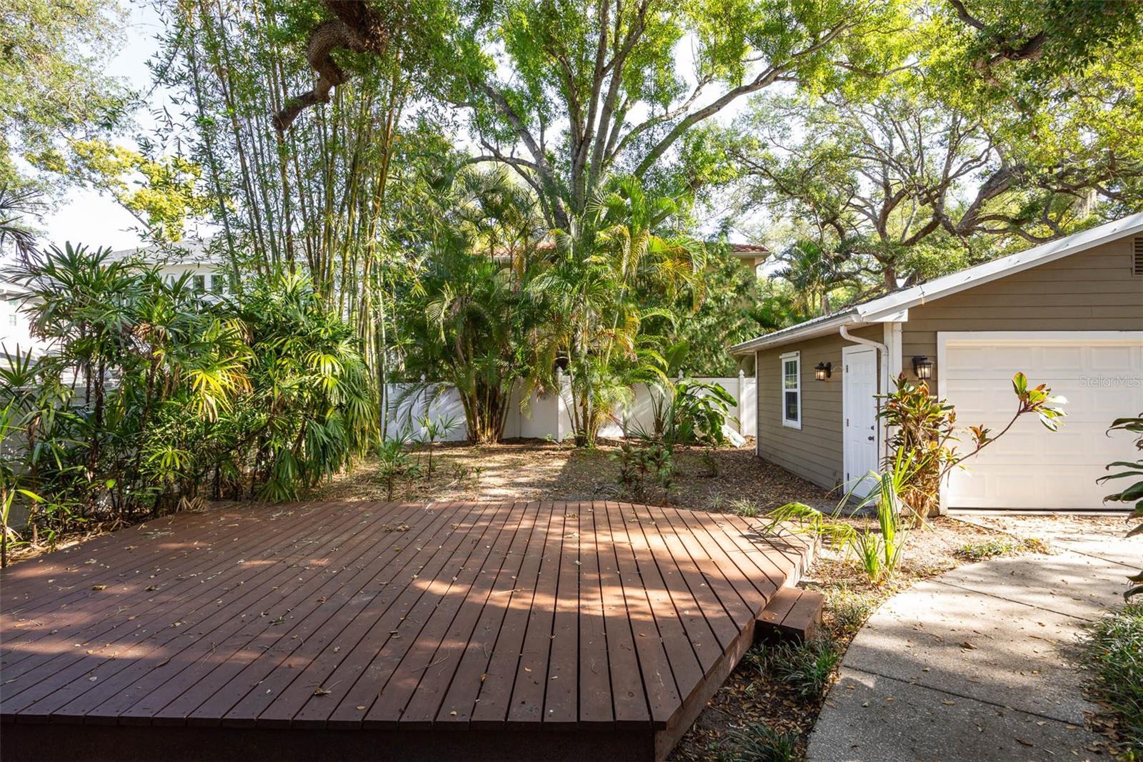 3311 W HAWTHORNE RD, TAMPA, FL, 33611