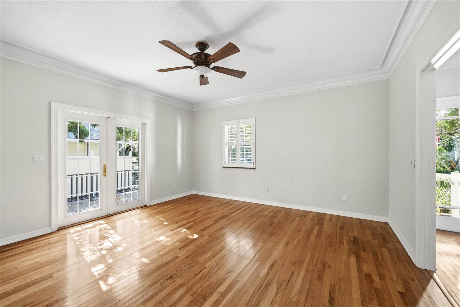 3311 W HAWTHORNE RD, TAMPA, FL, 33611