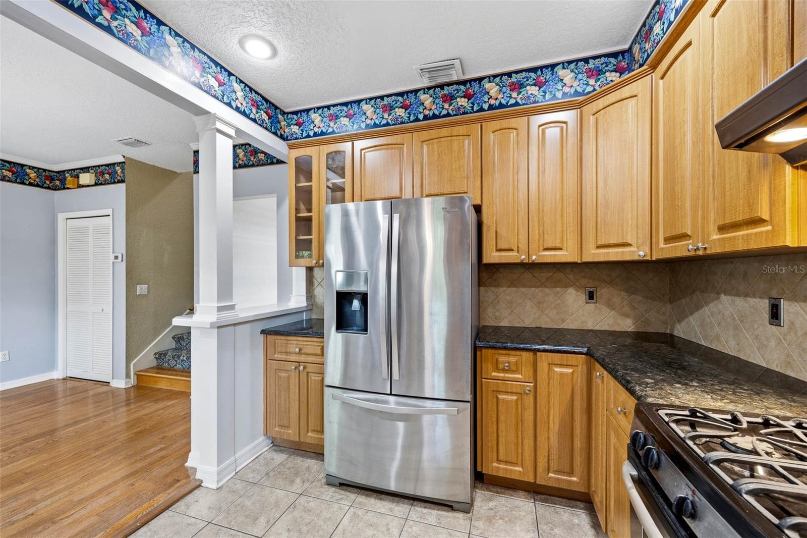 3311 W HAWTHORNE RD, TAMPA, FL, 33611