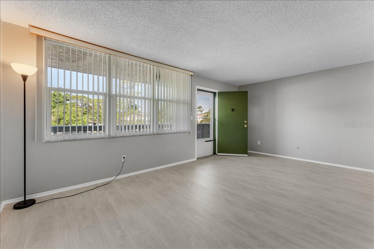 4885 1ST ST NE #212, ST PETERSBURG, FL, 33703