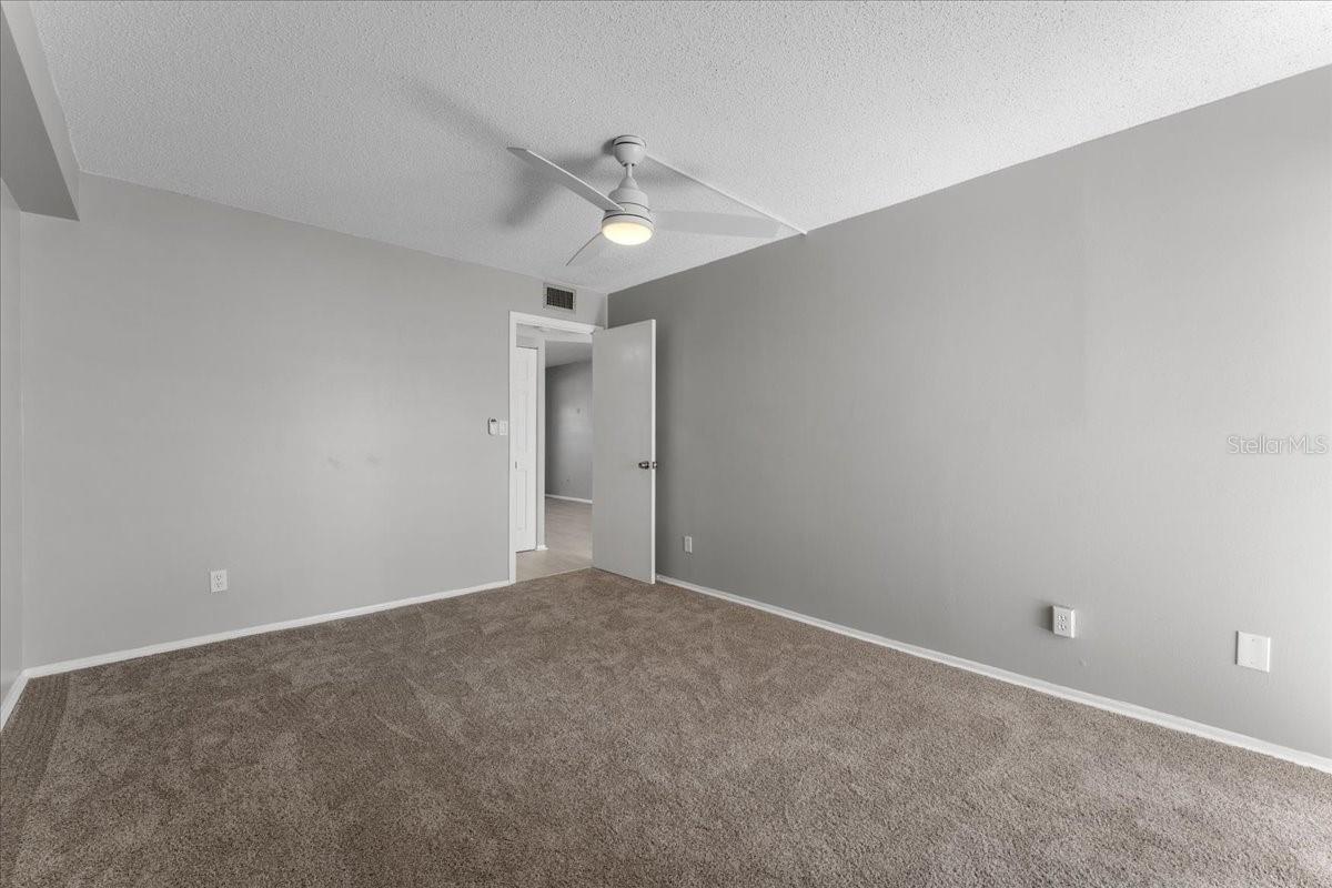 4885 1ST ST NE #212, ST PETERSBURG, FL, 33703