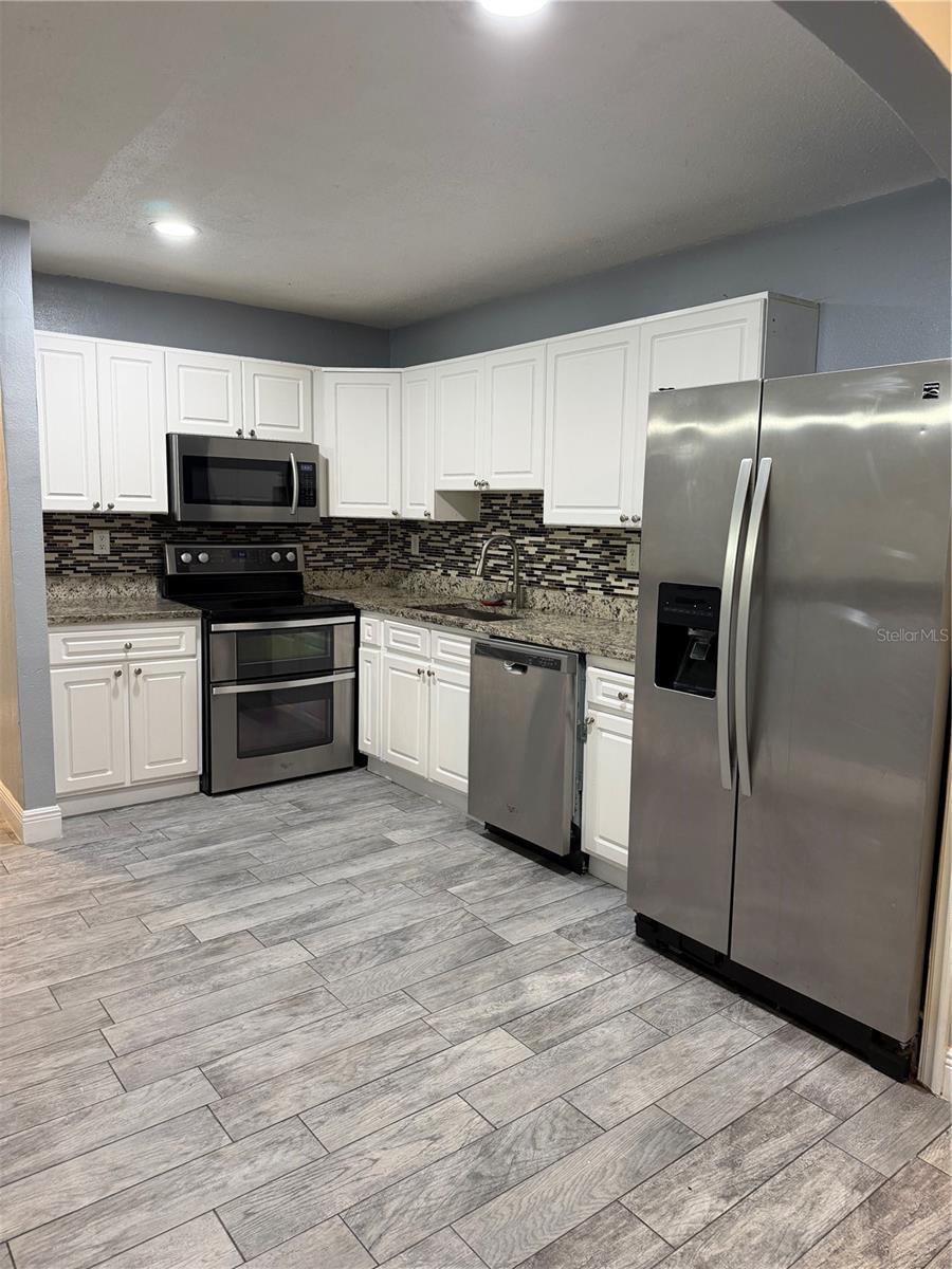 7409 ABONADO RD #7409, TAMPA, FL, 33615