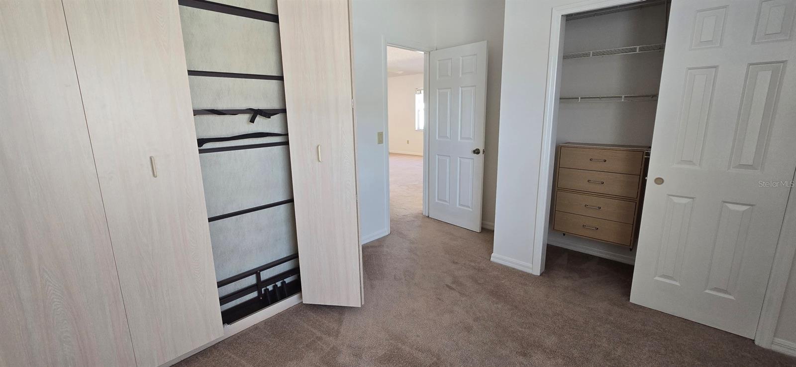 628 DOMINGUEZ DR, LADY LAKE, FL, 32159