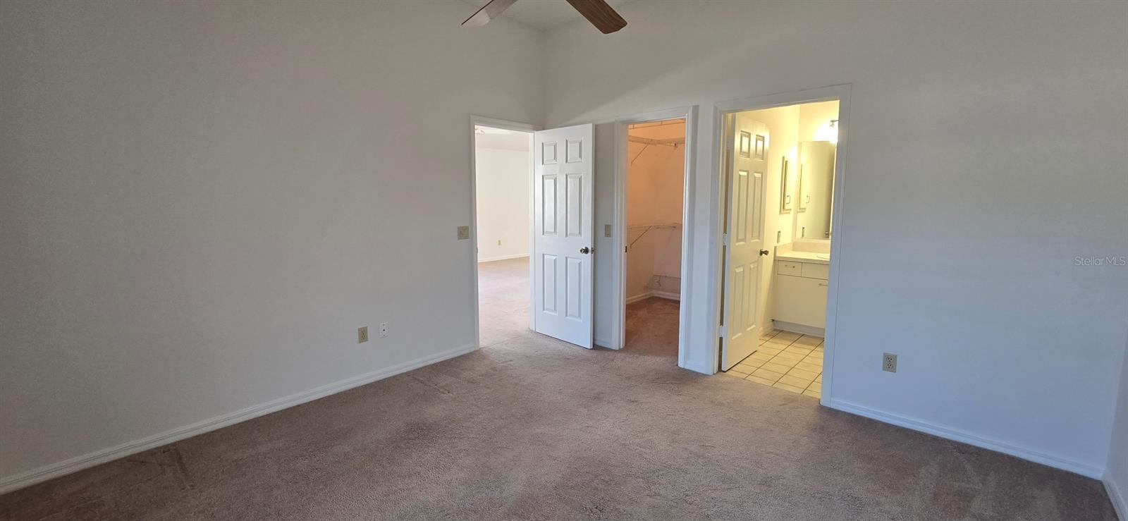 628 DOMINGUEZ DR, LADY LAKE, FL, 32159