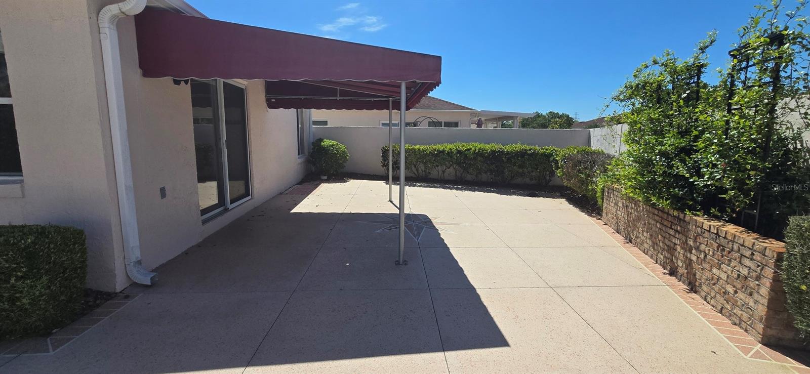 628 DOMINGUEZ DR, LADY LAKE, FL, 32159