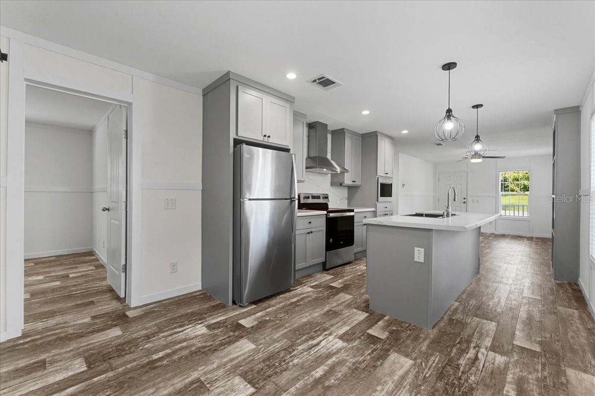 2270 GRIFFIN RD, BARTOW, FL, 33830