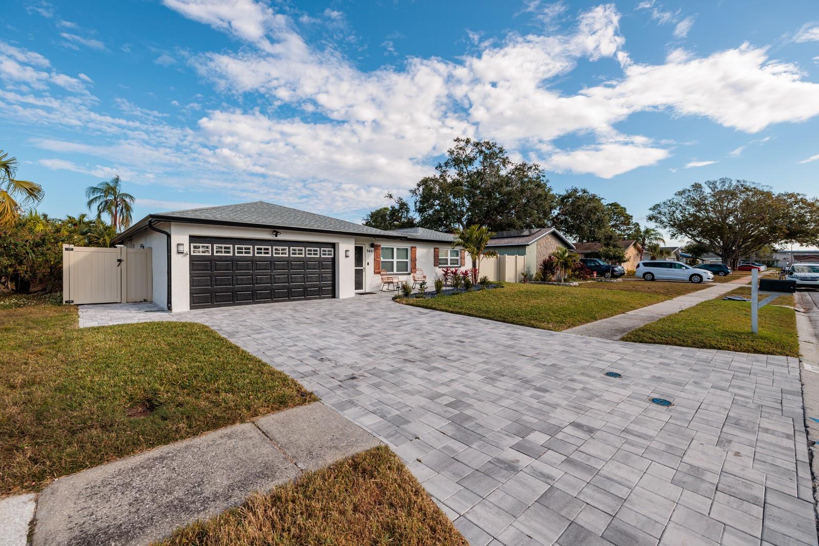 9481 MONICA DR, SEMINOLE, FL, 33777