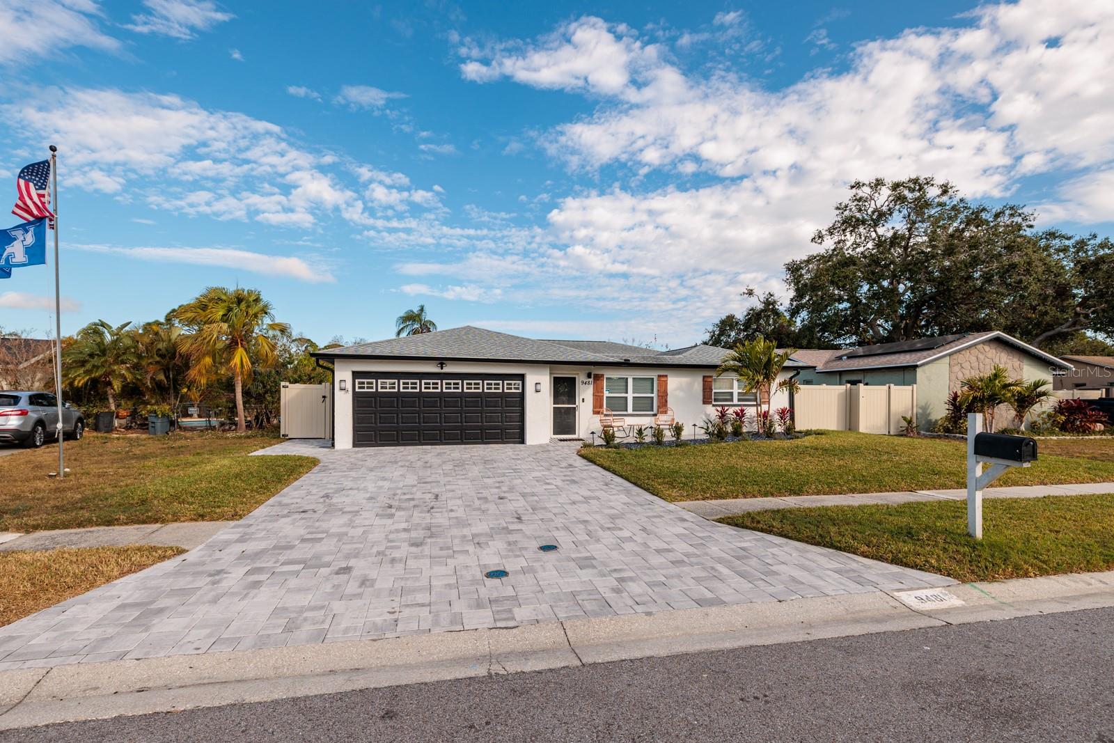 9481 MONICA DR, SEMINOLE, FL, 33777