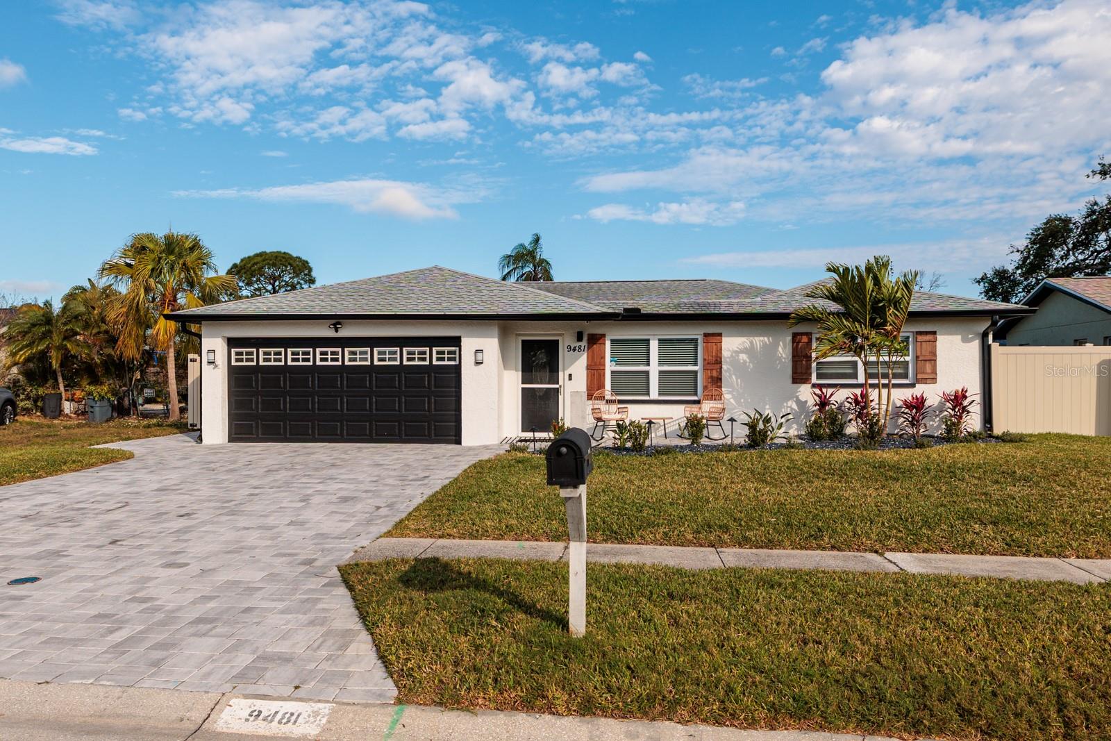 9481 MONICA DR, SEMINOLE, FL, 33777