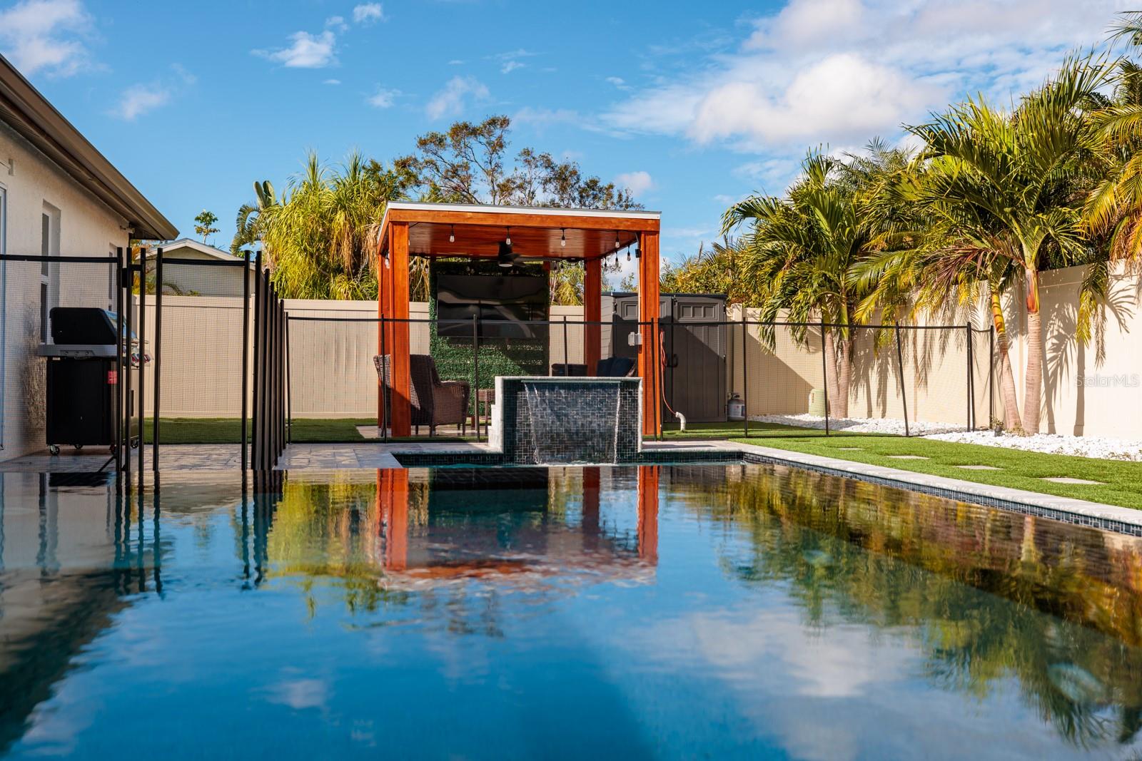 9481 MONICA DR, SEMINOLE, FL, 33777