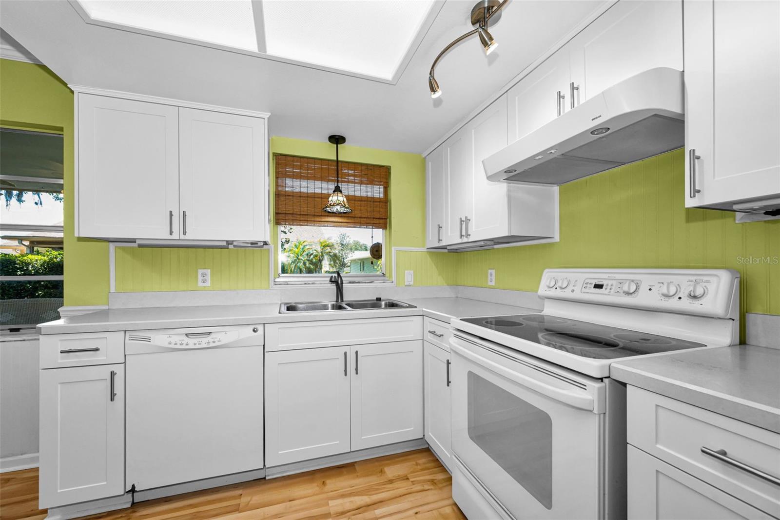 9427 CAPE CHARLES AVE, NEW PORT RICHEY, FL, 34655