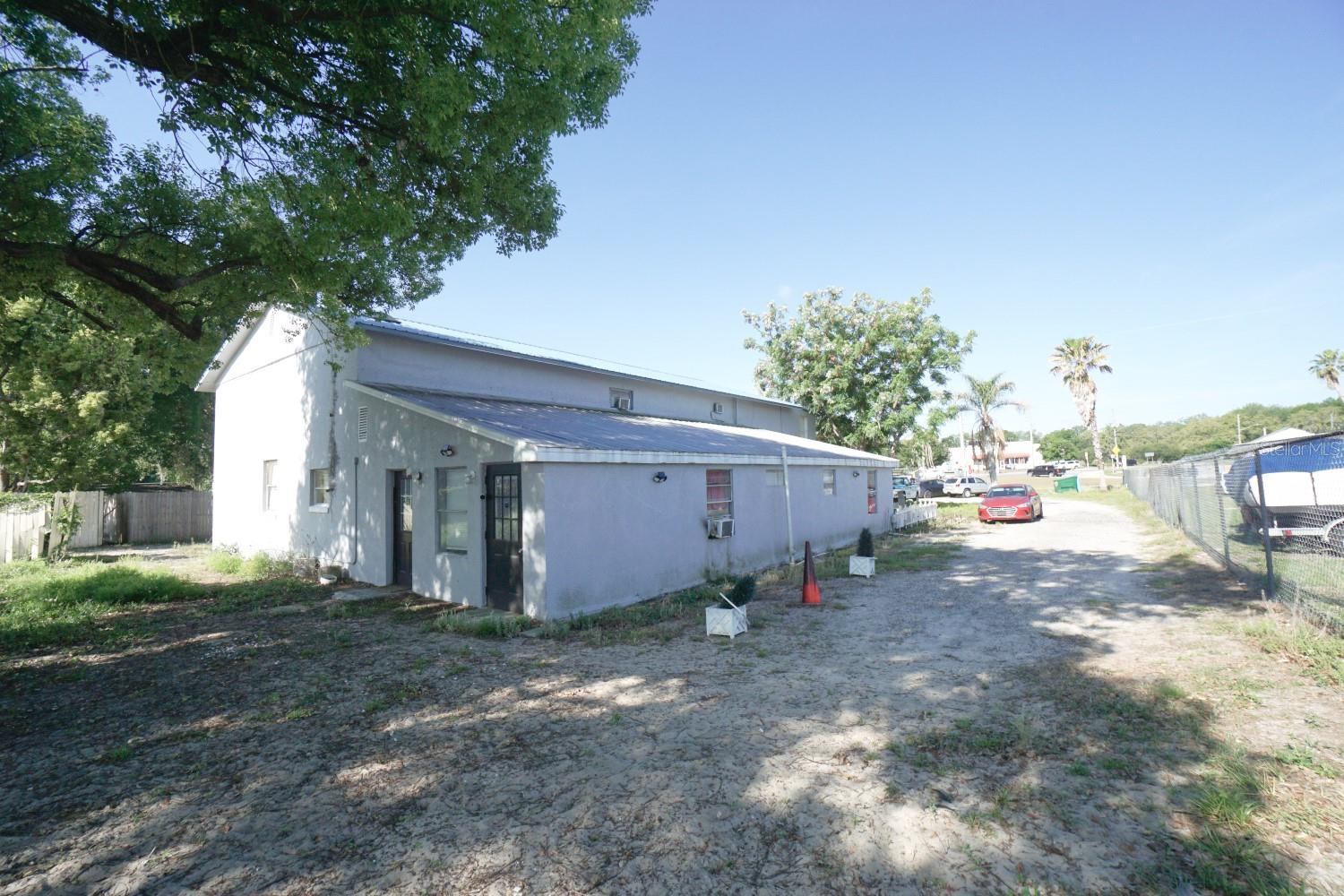 53 BLUFF LAKE RD, MASCOTTE, FL, 34753