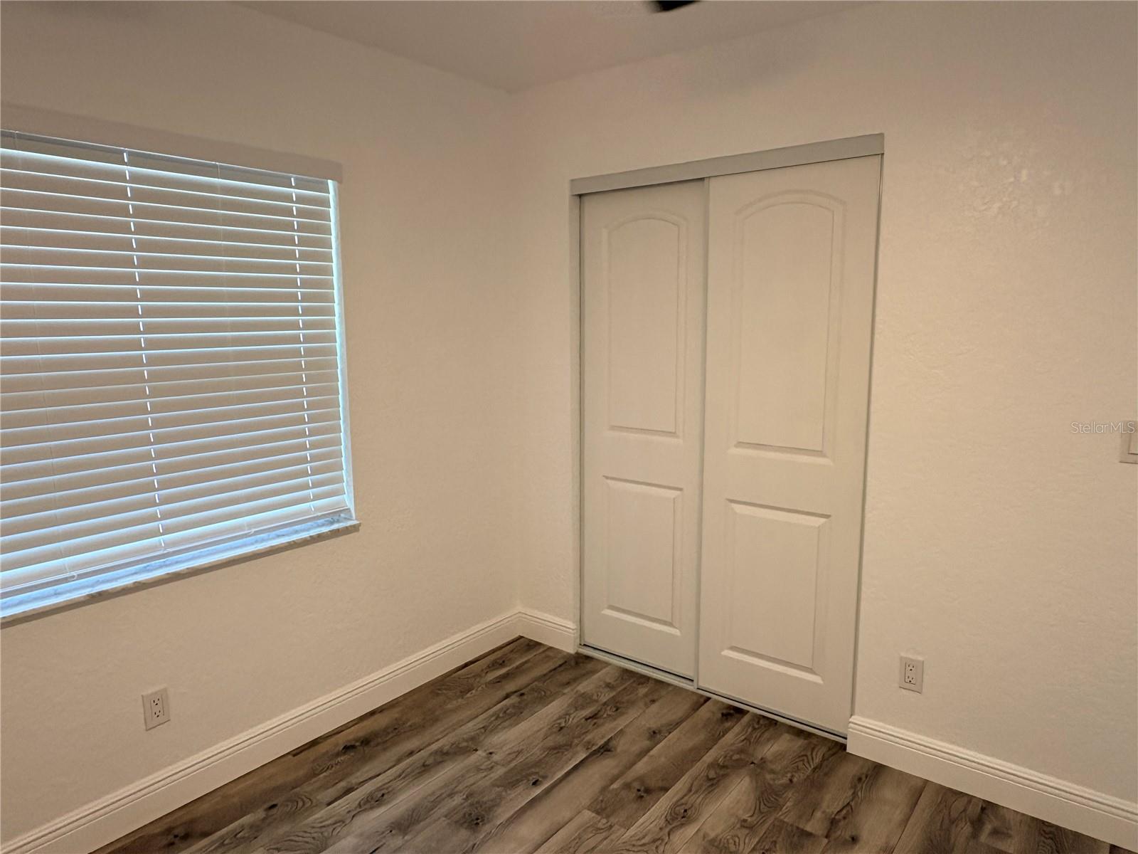 10320 COUNTY LAKE DR, PORT RICHEY, FL, 34668