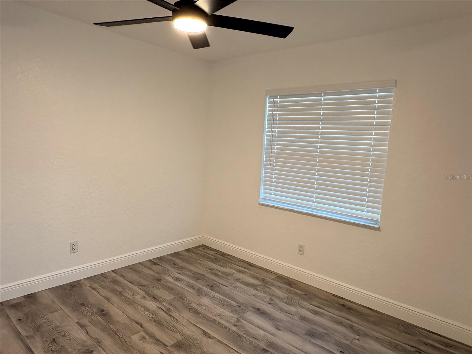 10320 COUNTY LAKE DR, PORT RICHEY, FL, 34668