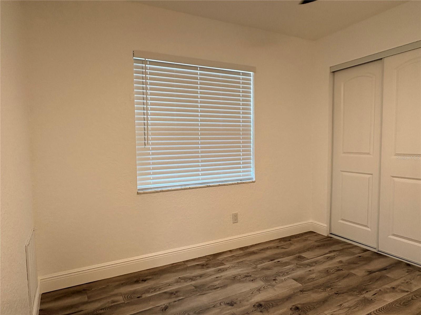 10320 COUNTY LAKE DR, PORT RICHEY, FL, 34668