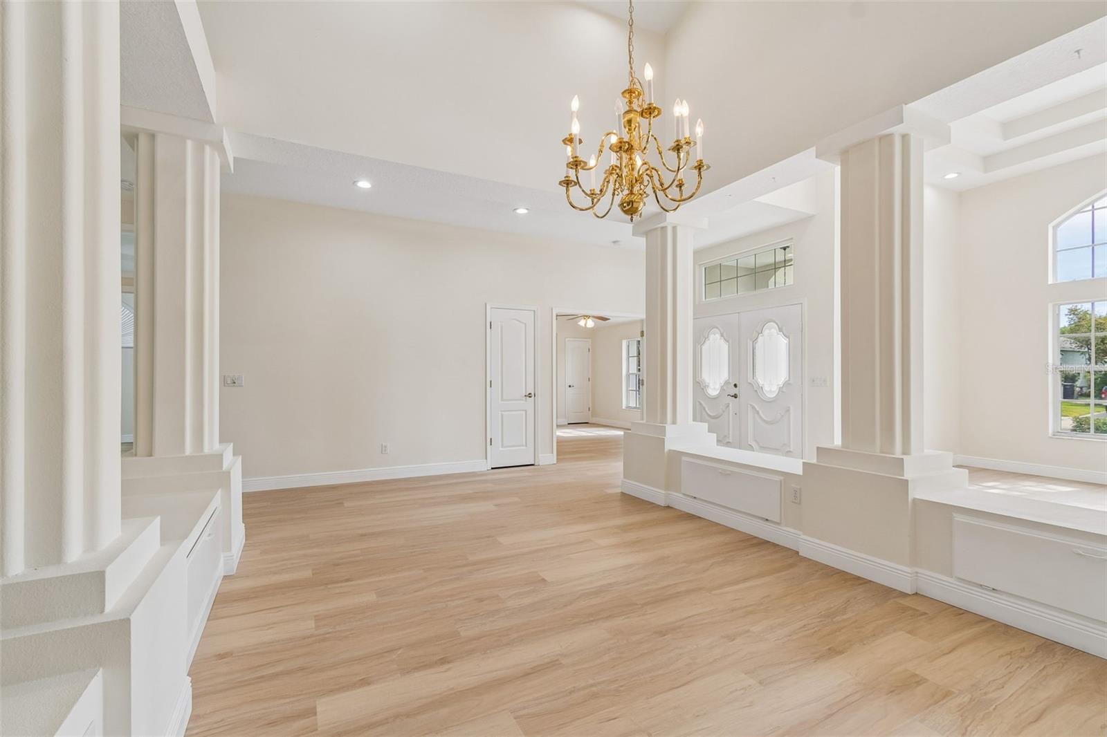 19004 SAINT LAURENT DR, LUTZ, FL, 33558