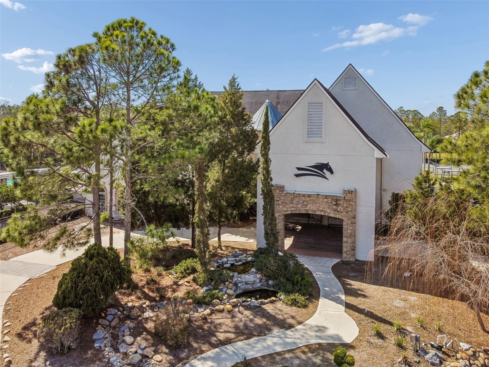 19004 SAINT LAURENT DR, LUTZ, FL, 33558