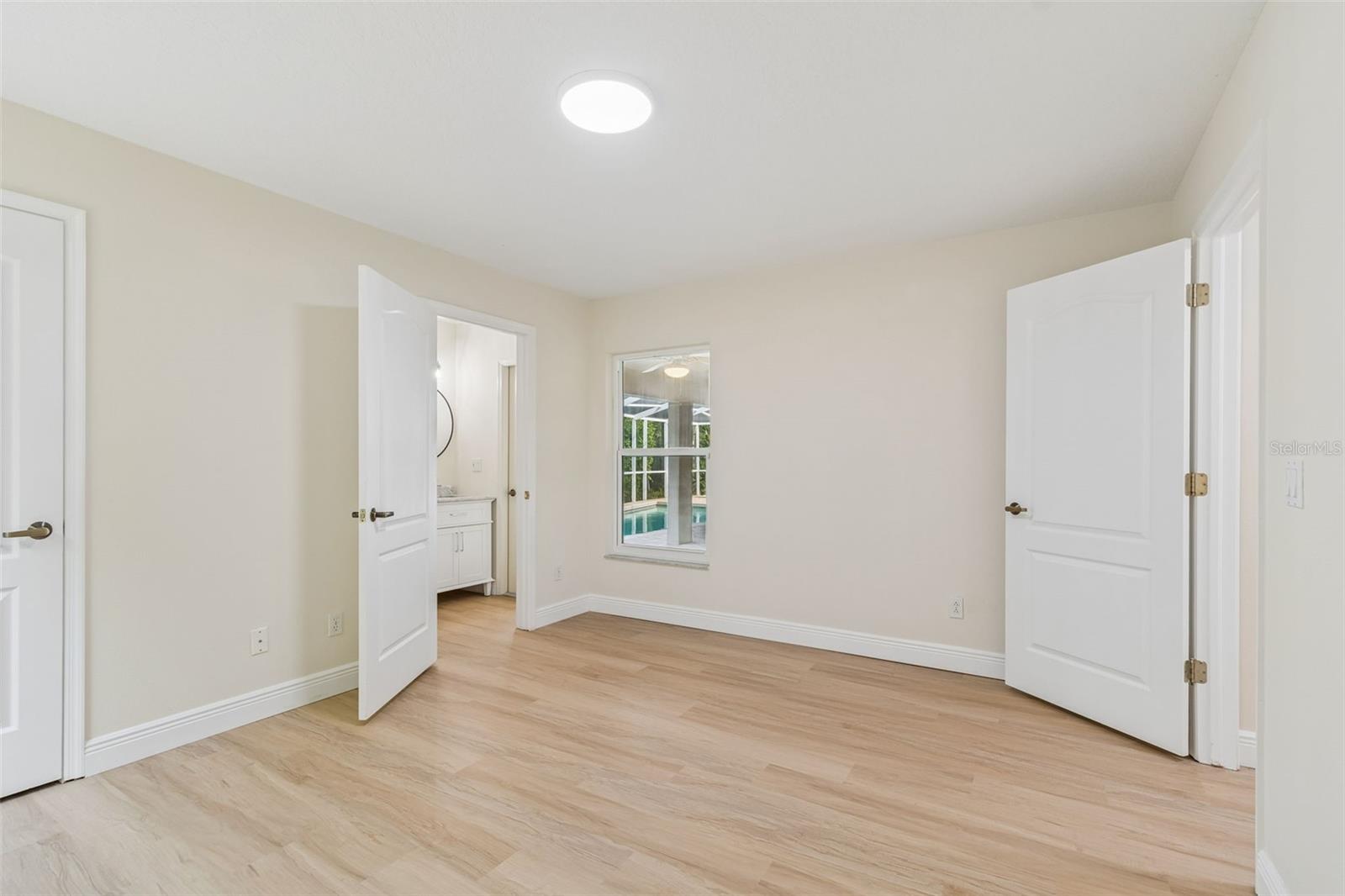 19004 SAINT LAURENT DR, LUTZ, FL, 33558