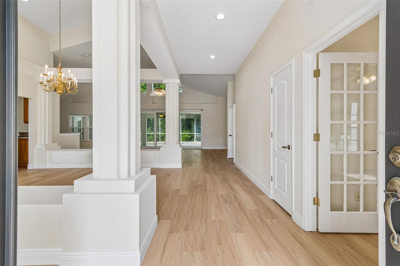 19004 SAINT LAURENT DR, LUTZ, FL, 33558