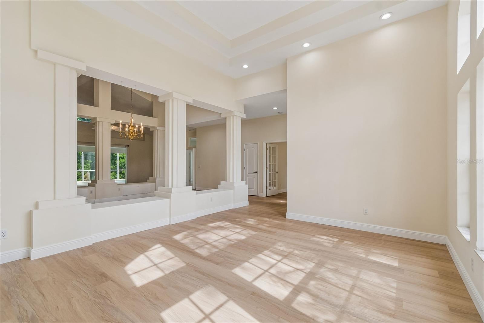 19004 SAINT LAURENT DR, LUTZ, FL, 33558