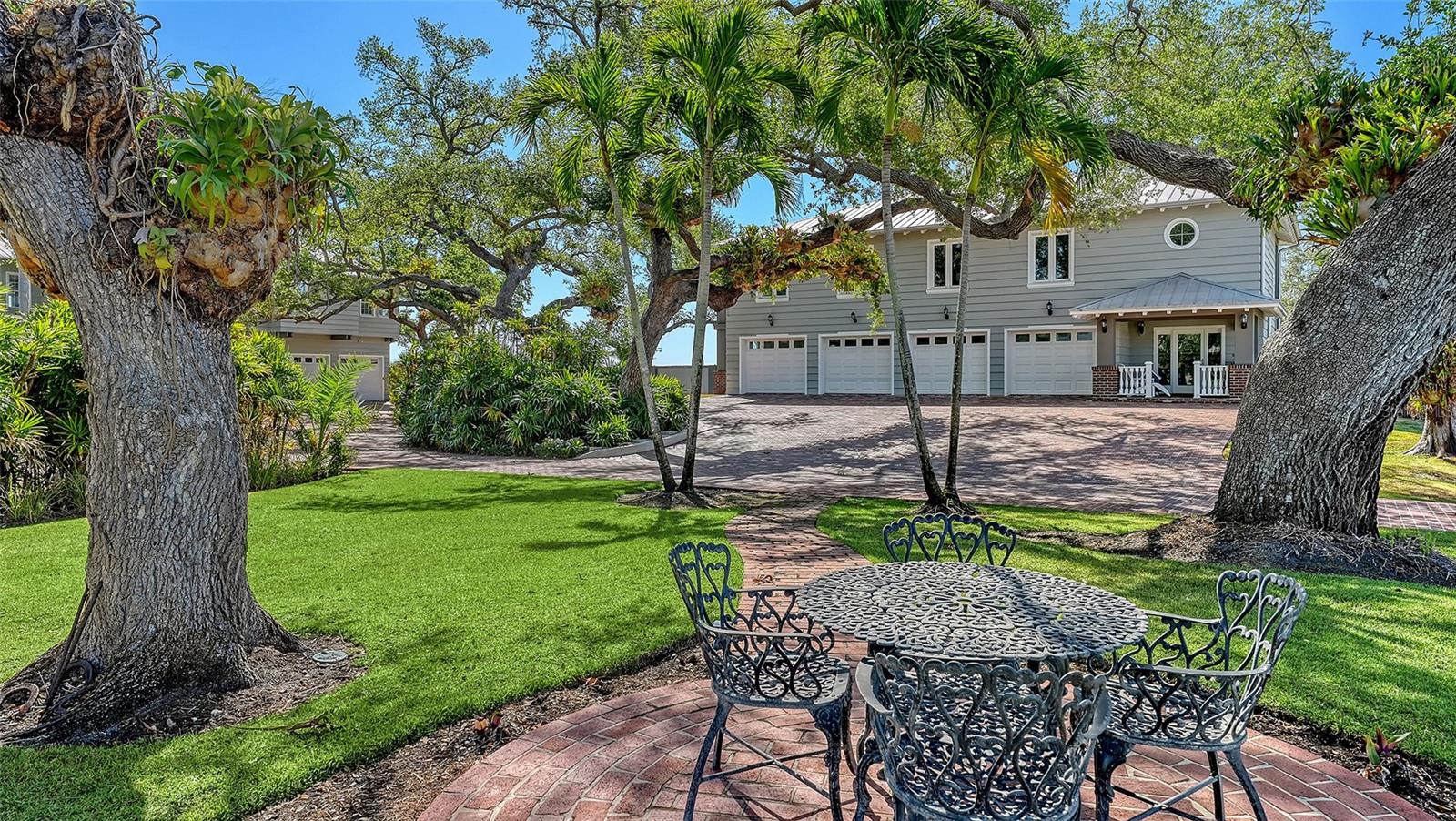 1249 S BASIN LN, SARASOTA, FL, 34242
