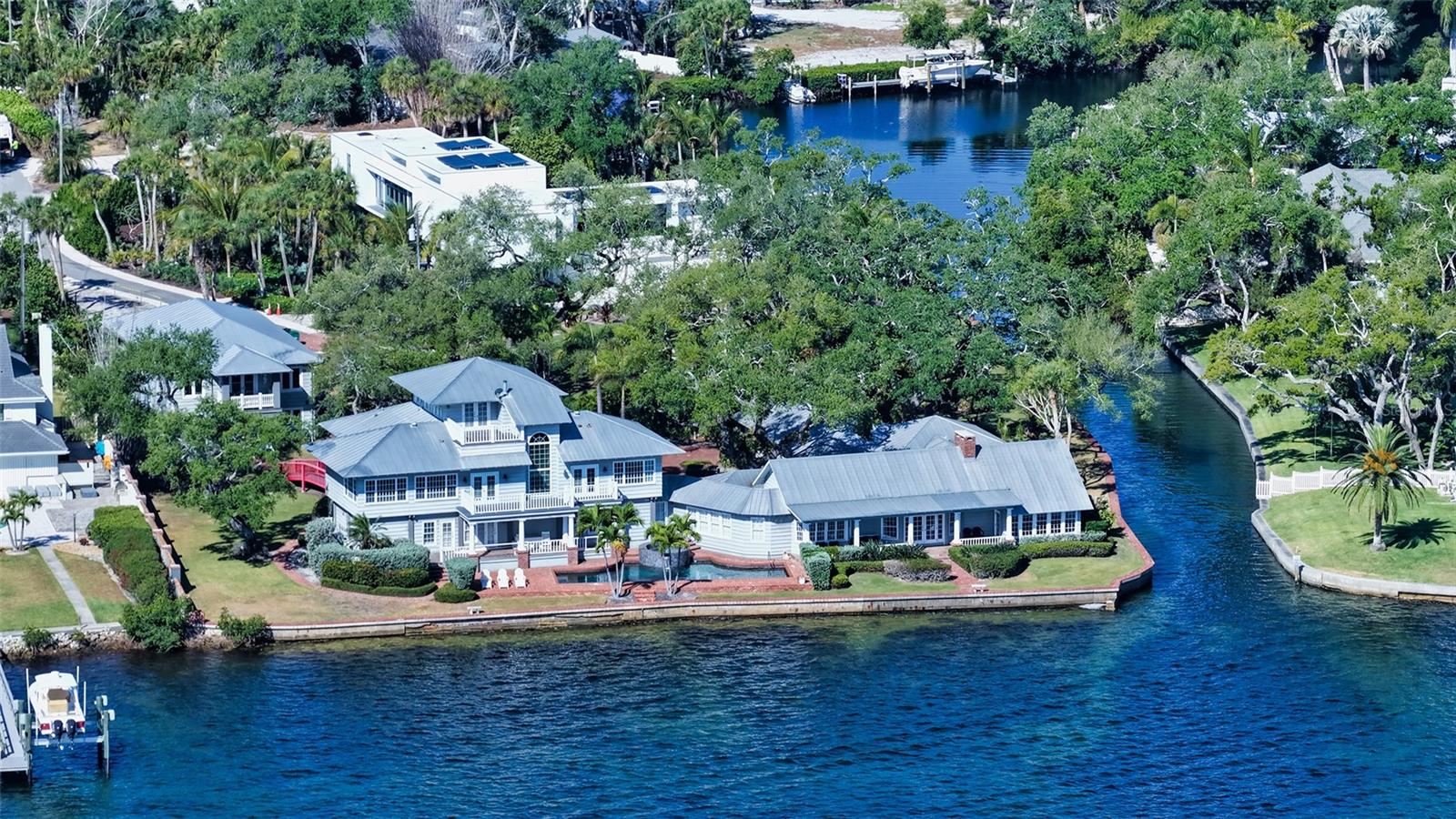 1249 S BASIN LN, SARASOTA, FL, 34242